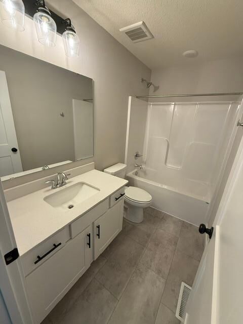 Property Photo:  10547 Robinwood Road  MN 55318 