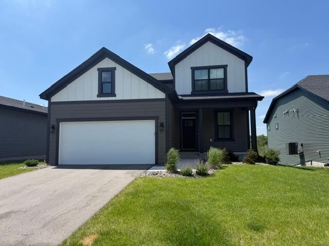 Property Photo:  10547 Robinwood Road  MN 55318 