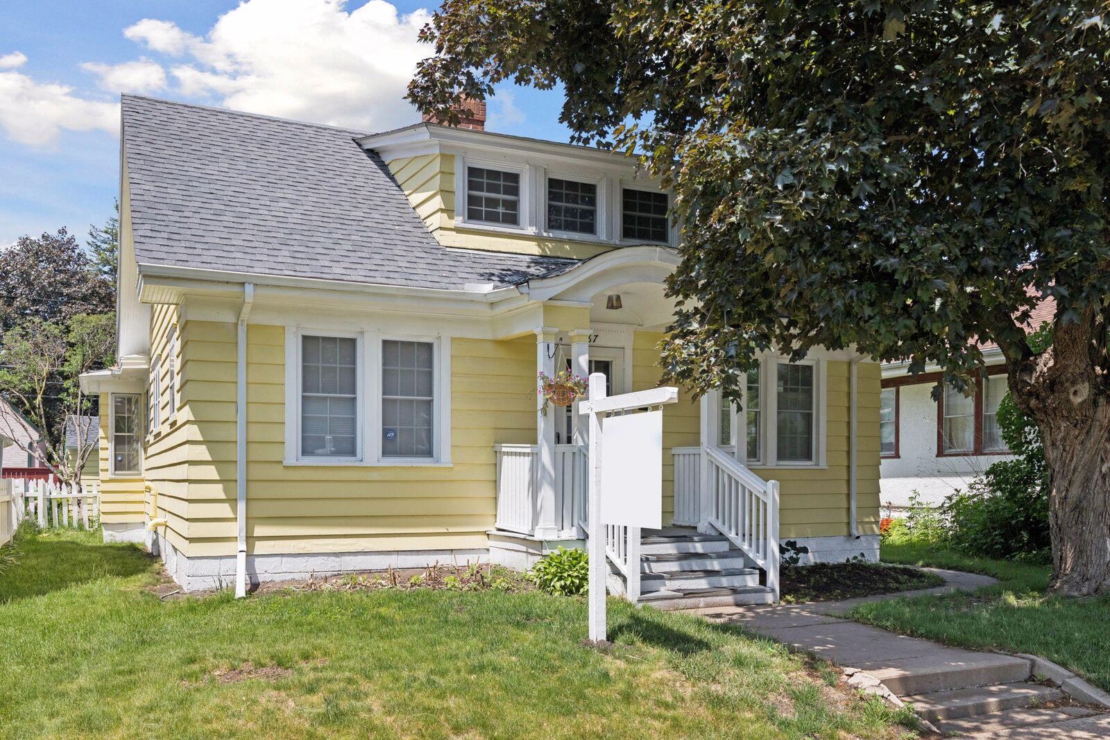 Property Photo: 387 Cretin Avenue S MN 55105