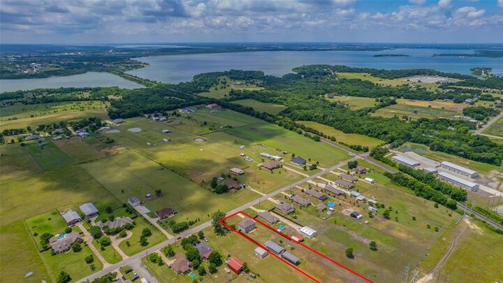 Property Photo: 14797 County Road 489 TX 75173