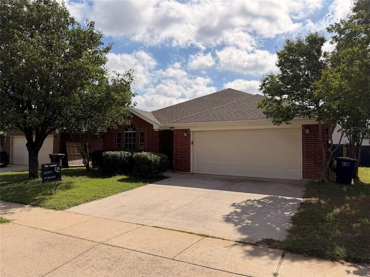 Property Photo: 8604 Stetson Drive TX 76244