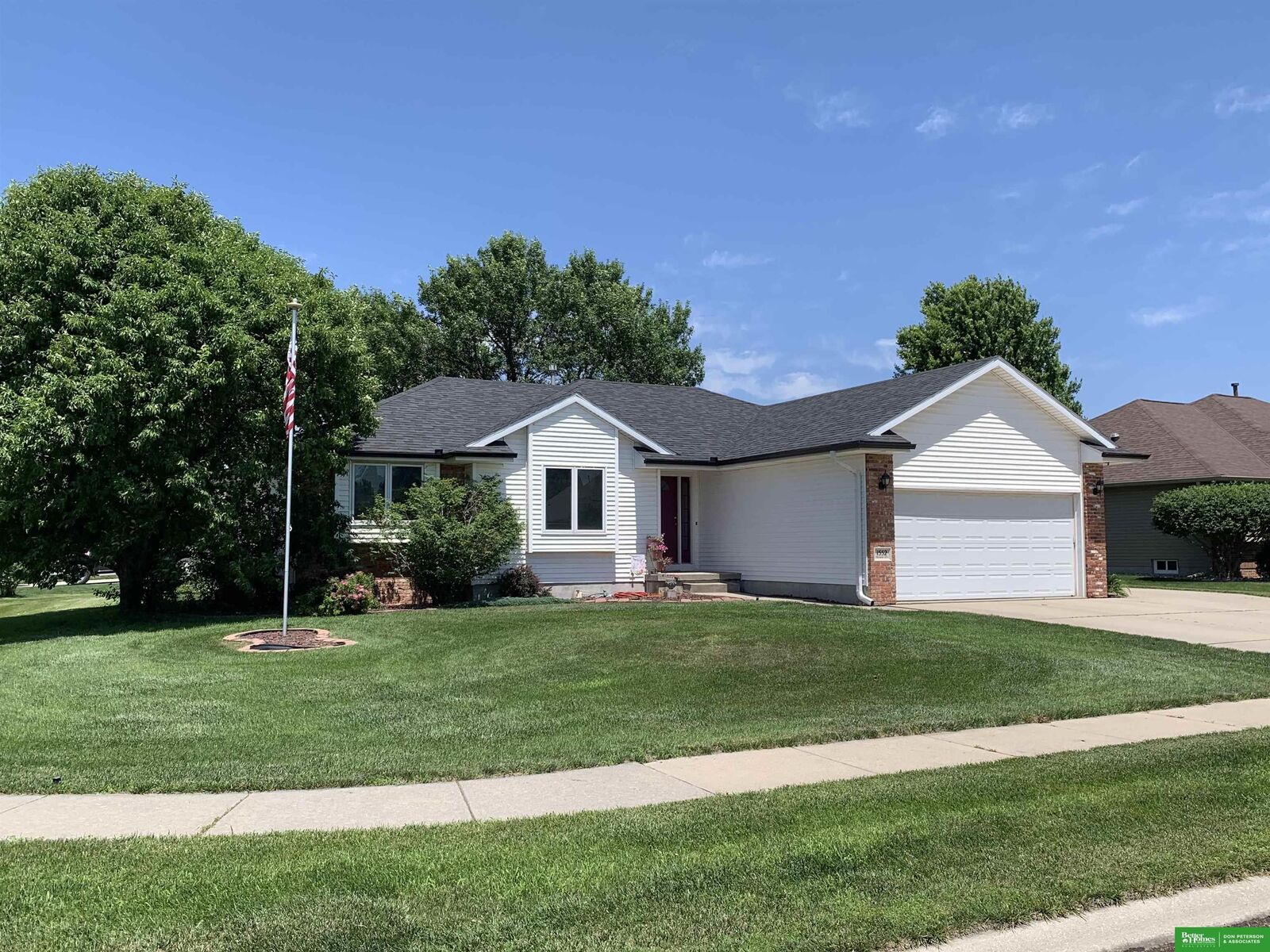 Property Photo: 1552 Brewer Drive NE 68025