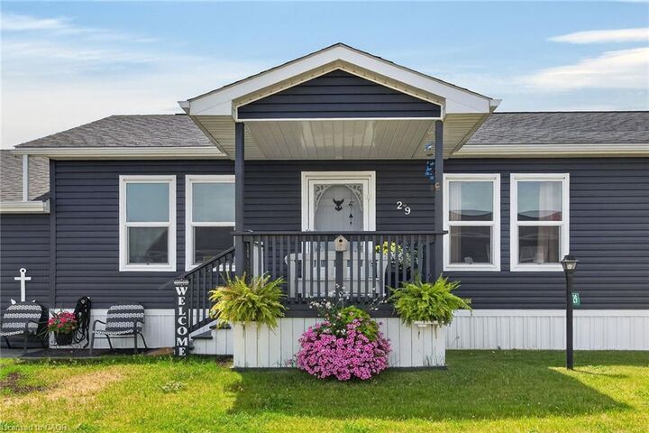 Property Photo: 29 Hickory Hollow ON N0A 1P0