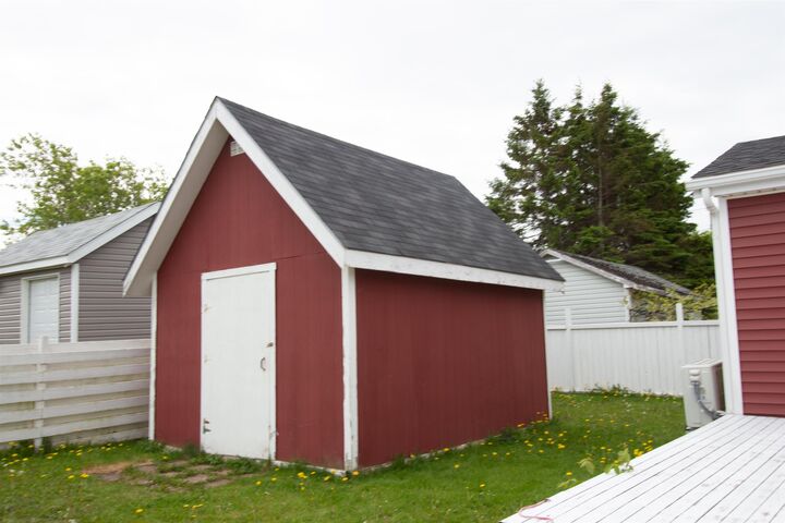 Property Photo: 41 St. Lawrence Street PE C1N 3X1