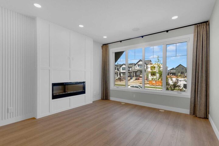 Property Photo: 86 Magnolia Street SE AB T3M 3X8