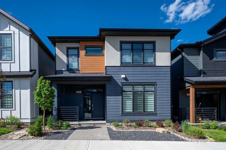 146 Alpine Drive SW — photo 1