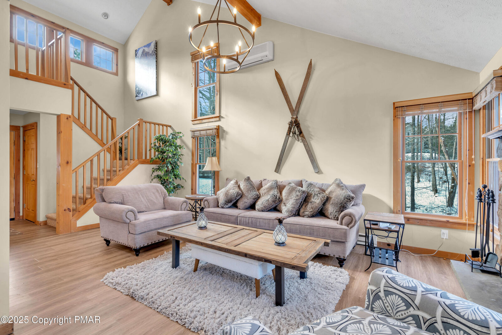 Property Photo: 163 Pine Court PA 18372