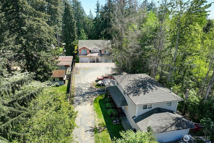 Property Photo:  12915  14th Drive SE  WA 98208 