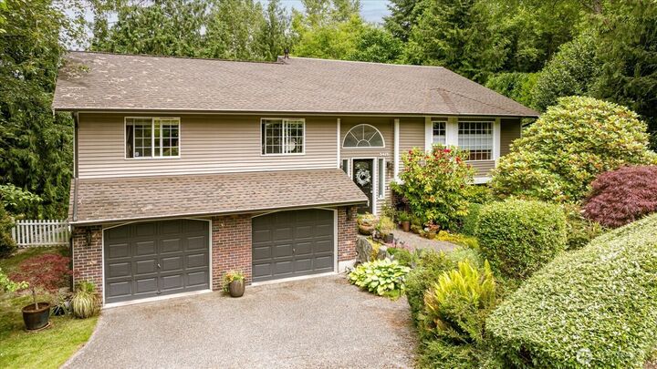 Property Photo:  2415 E Cedar Hills Drive  WA 98274 
