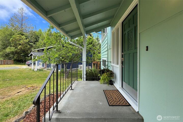 Property Photo:  71  Whispering Firs Road  WA 98363 