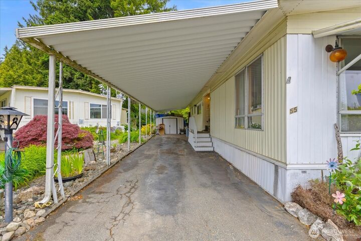 Property Photo: 5220 176th Street SW 55 WA 98037