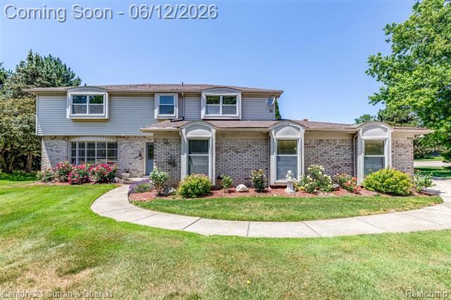 Property Photo:  31259 Applewood Lane  MI 48331 