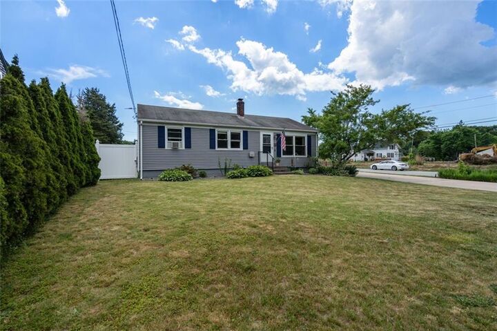 Property Photo:  302 Shore Acres Avenue  RI 02852 