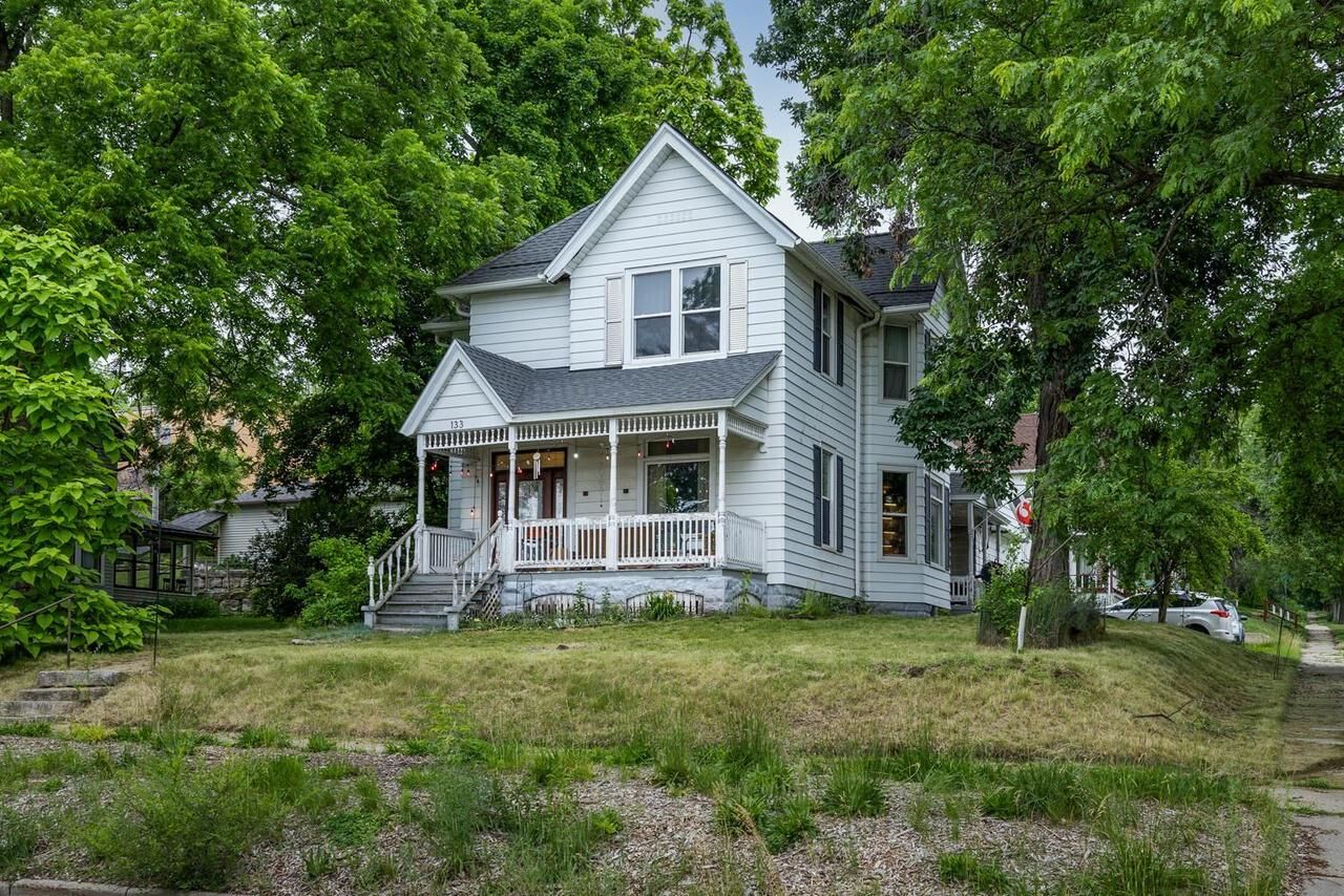 Property Photo: 133 10th Street WI 53913