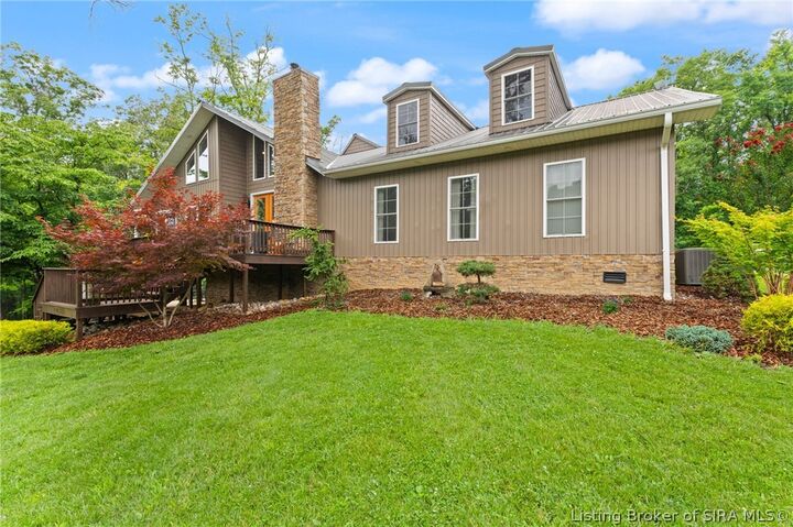 Property Photo: 11115 Lambs Ridge Road SE IN 47117