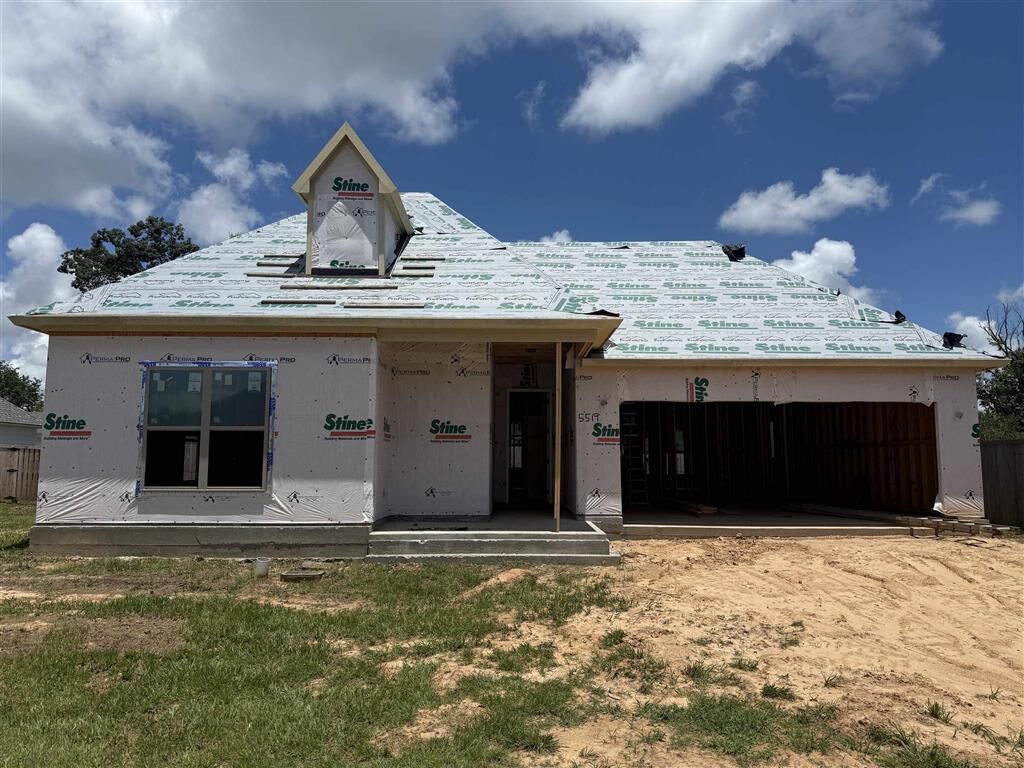 Property Photo: 5519 Kenzie Brooke Drive LA 70605