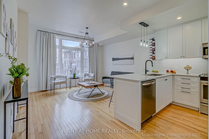 Property Photo: 8169 Kipling Avenue 31 ON L4L 0G4