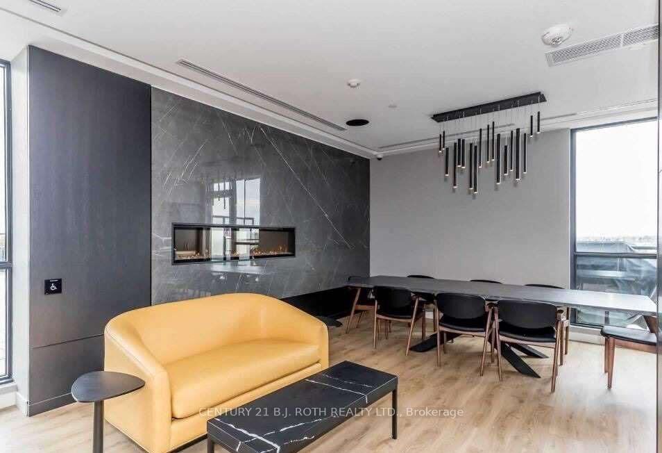 Property Photo: 681 Yonge Street N 201 ON L9J 0K1