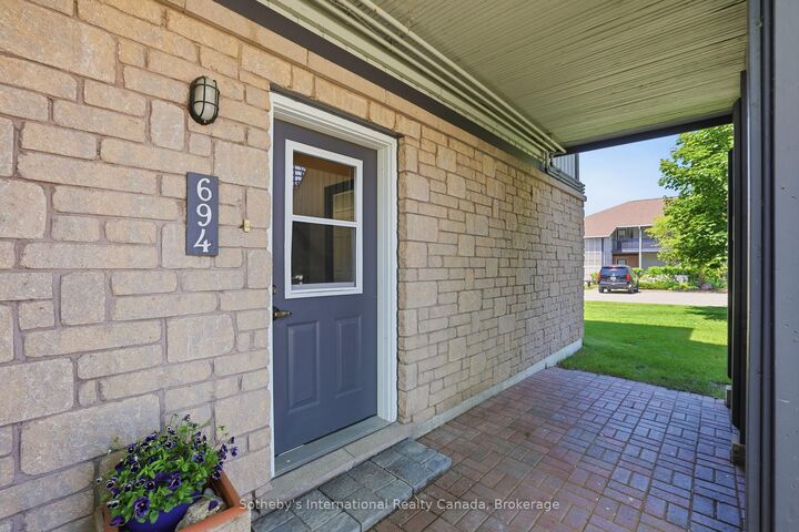 Property Photo: 694 Johnston Park Avenue ON L9Y 5C7