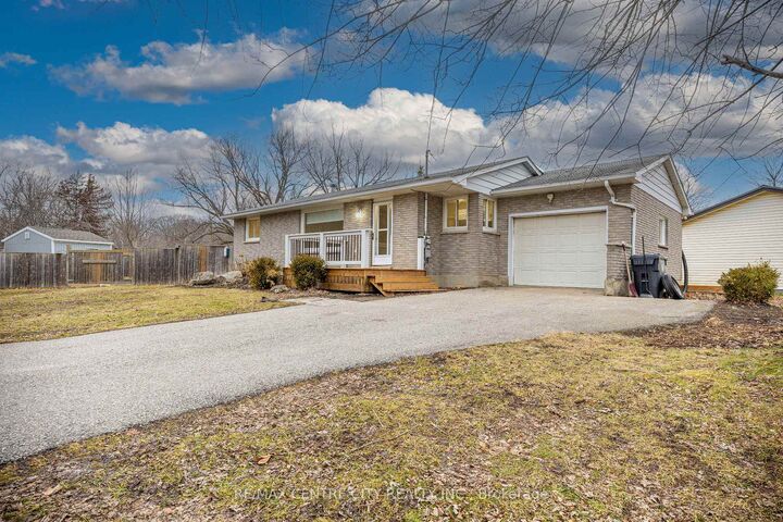 Property Photo: 42606 Johnathon Street ON N0L 2L0