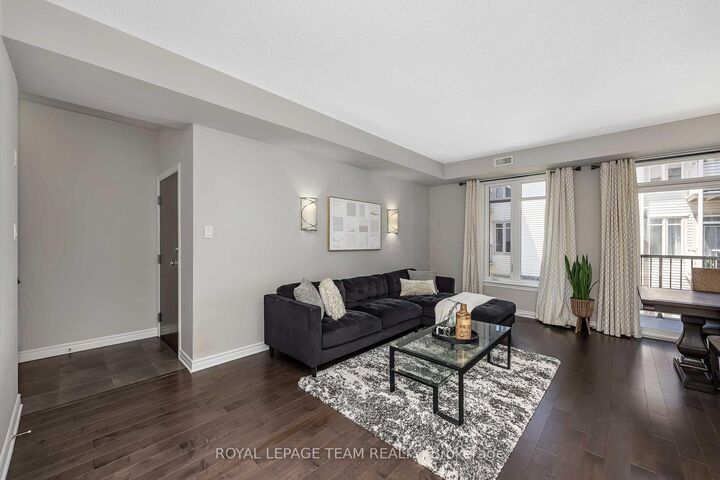 Property Photo: 1065 Beryl Private F ON K1V 2M4
