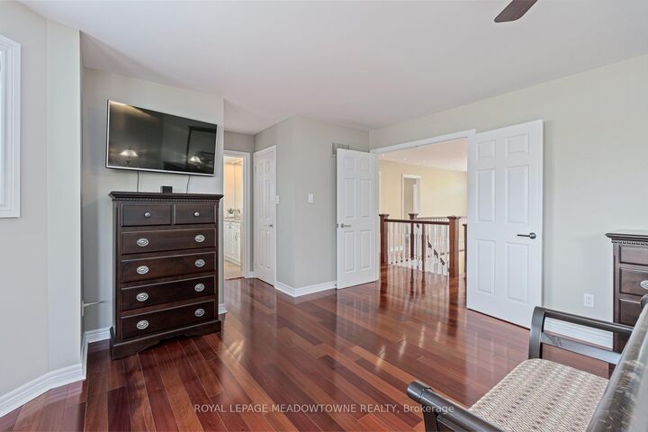Property Photo: 63 Craig Crescent ON L7G 5L4