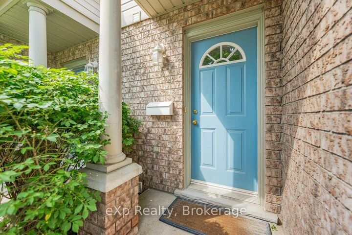 Property Photo: 35 Roehampton Crescent ON N1L 1M8