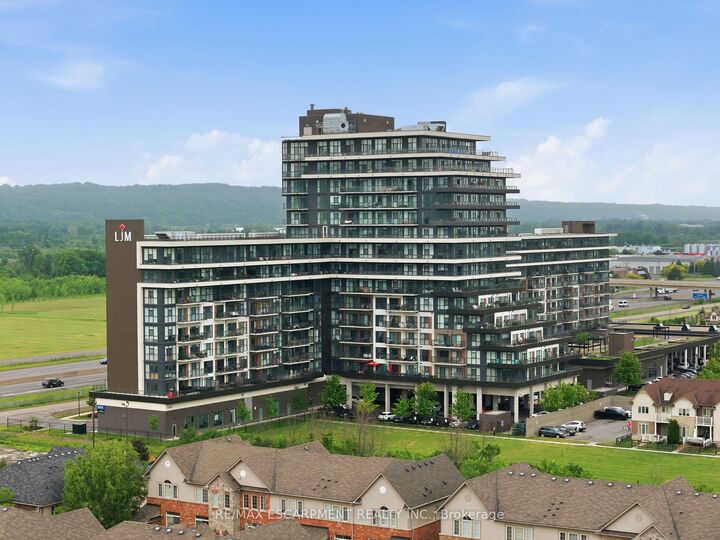 550 North Service Road 1201 — photo 1