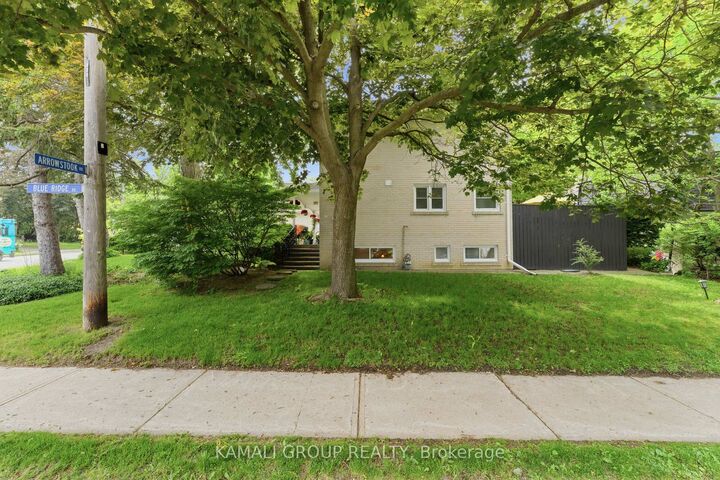 Property Photo:  30 Blue Ridge Road  ON M2K 1R7 