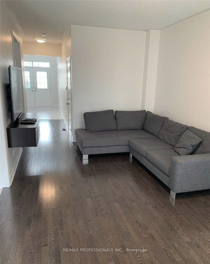 Property Photo: 44 Villadowns Trail ON L6R 3V7