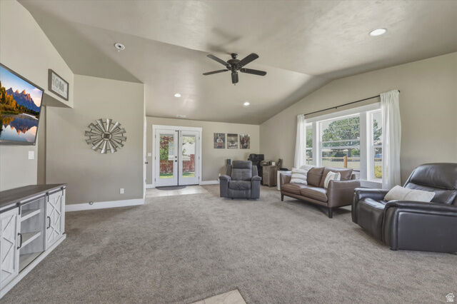 Property Photo: 208 S 100 W UT 84648