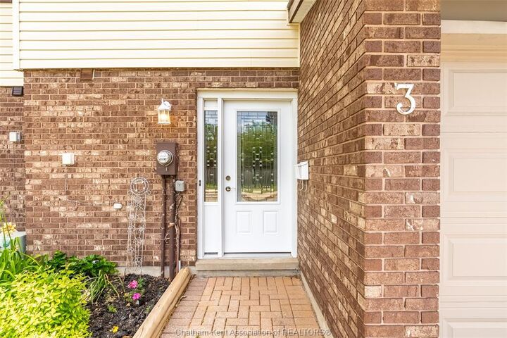 Property Photo: 393 Baldoon Road 3 ON N7L 4P3