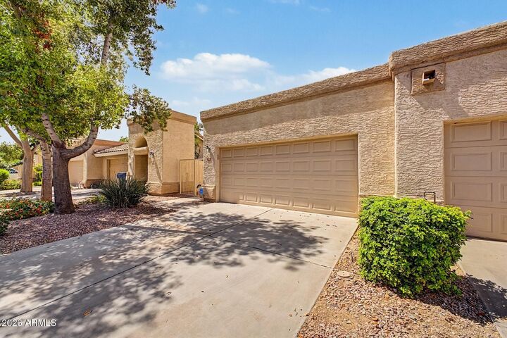 Property Photo:  352 W Carmen Street  AZ 85283 
