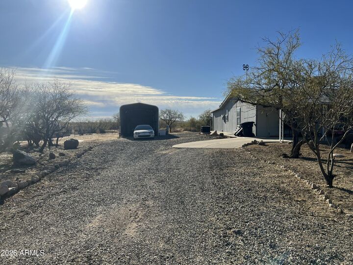 Property Photo:  27193 S Bullard Drive S  AZ 85332 