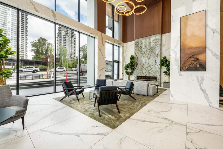 Property Photo: 2108 Gilmore Street 5204 BC V5C 0N8