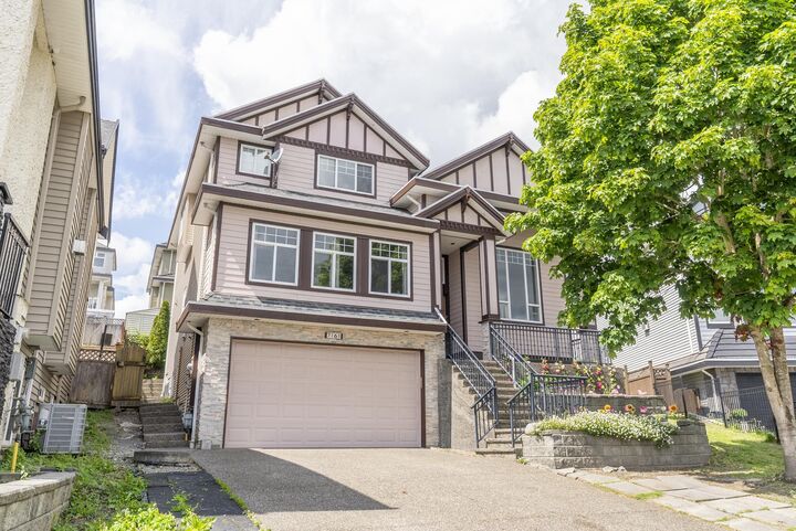 7161 151 Street — photo 1
