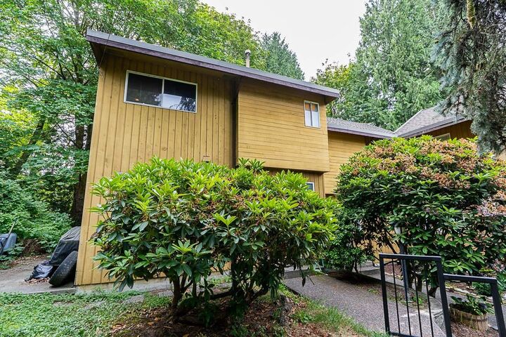Property Photo: 305 Decaire Street 4 BC V3K 4Z6