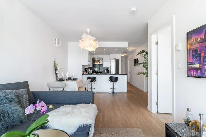Property Photo: 933 E Hastings Street 603 BC V6A 0G6
