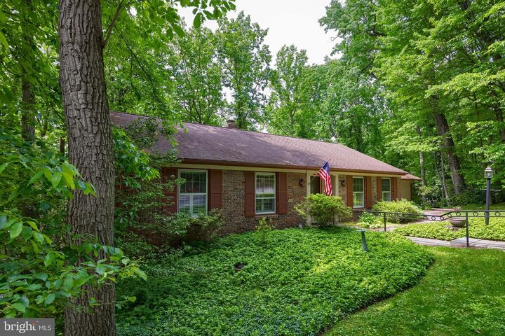 Property Photo:  419 Lancaster Avenue  PA 17064 