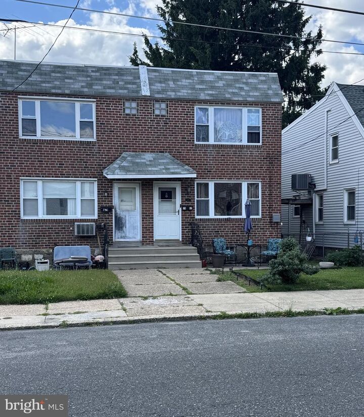 Property Photo: 7962 Summerdale Avenue PA 19111