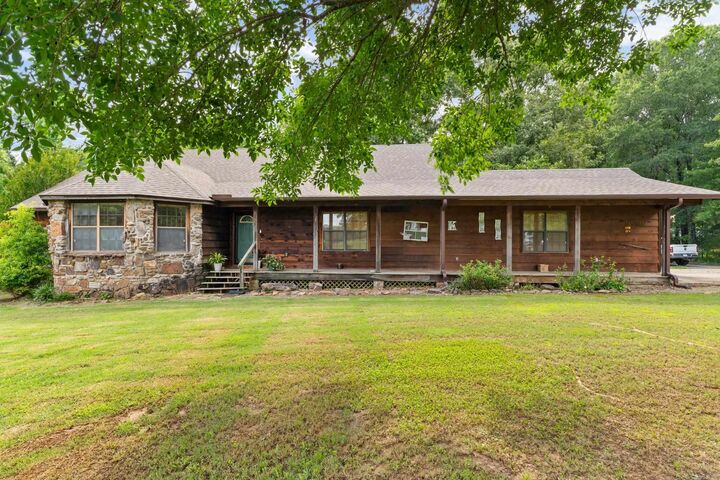 Property Photo:  51 Matt Abbott Drive  AR 72120-9601 