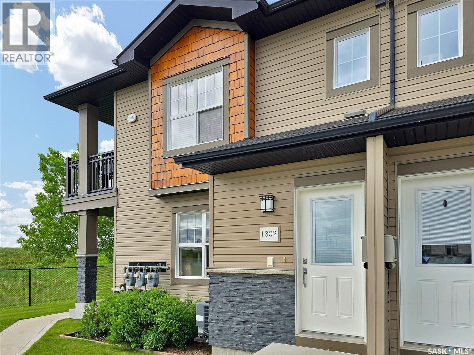 Property Photo: 1302 1015 Patrick Crescent SK S7W 0M5