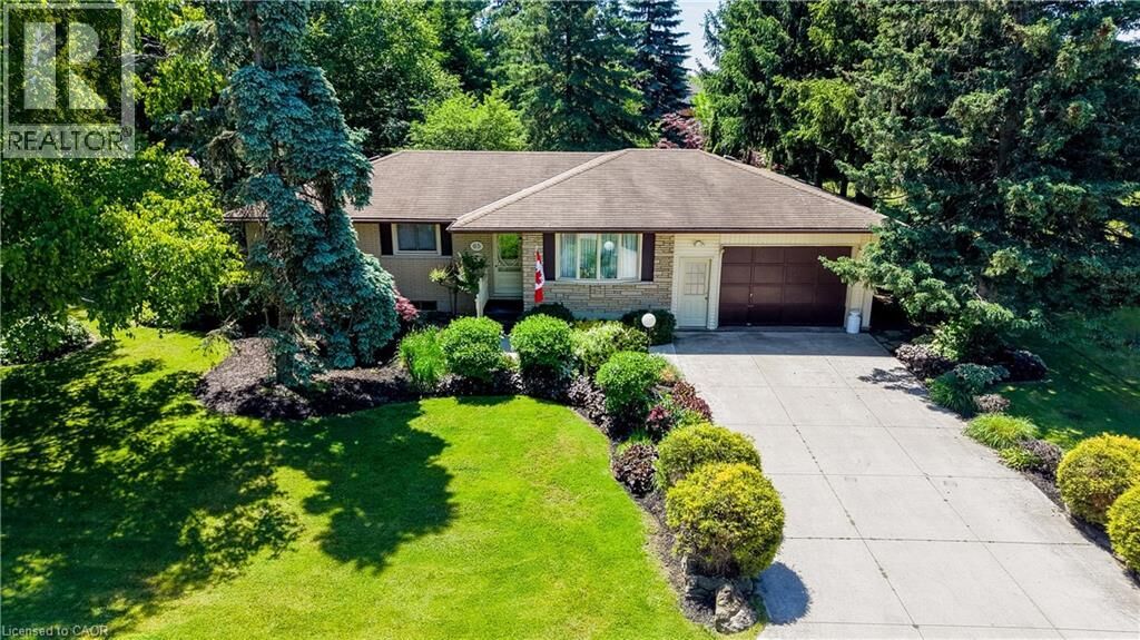 Property Photo:  65 Summerside Crescent  ON N1R 5S2 