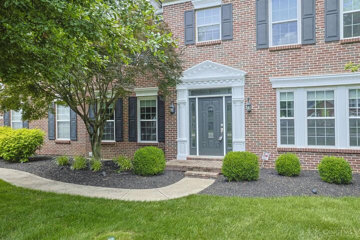 Property Photo: 2612 W Legendary Run OH 45245