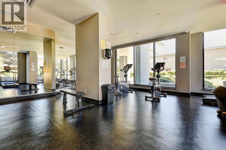 Property Photo:  6658 Dow Avenue 1906  BC V5H 0C7 