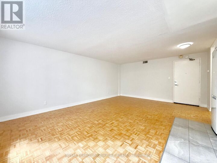 Property Photo:  95 Lawton Boulevard 307  ON M4V 1Z8 
