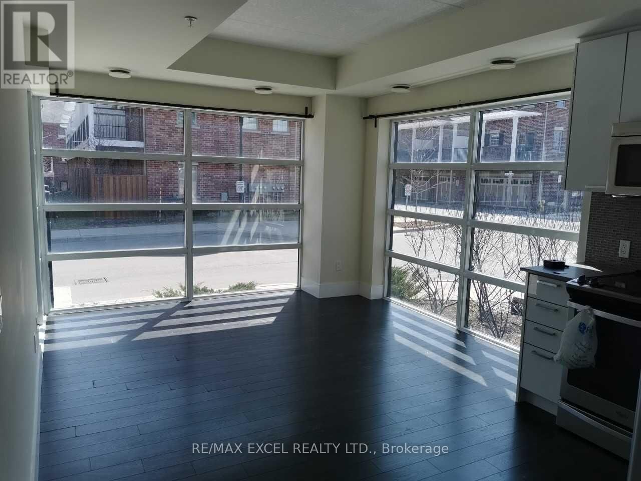 Property Photo: 155 St Leger Street 107 ON N2H 0B9