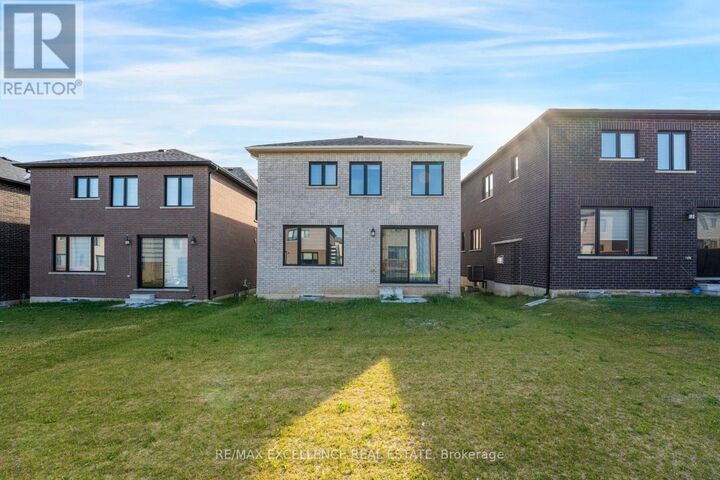 Property Photo: 806 Sobeski Avenue ON N4T 0P1