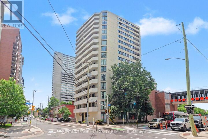 Property Photo:  200 Bay Street South 102  ON K1R 7W8 