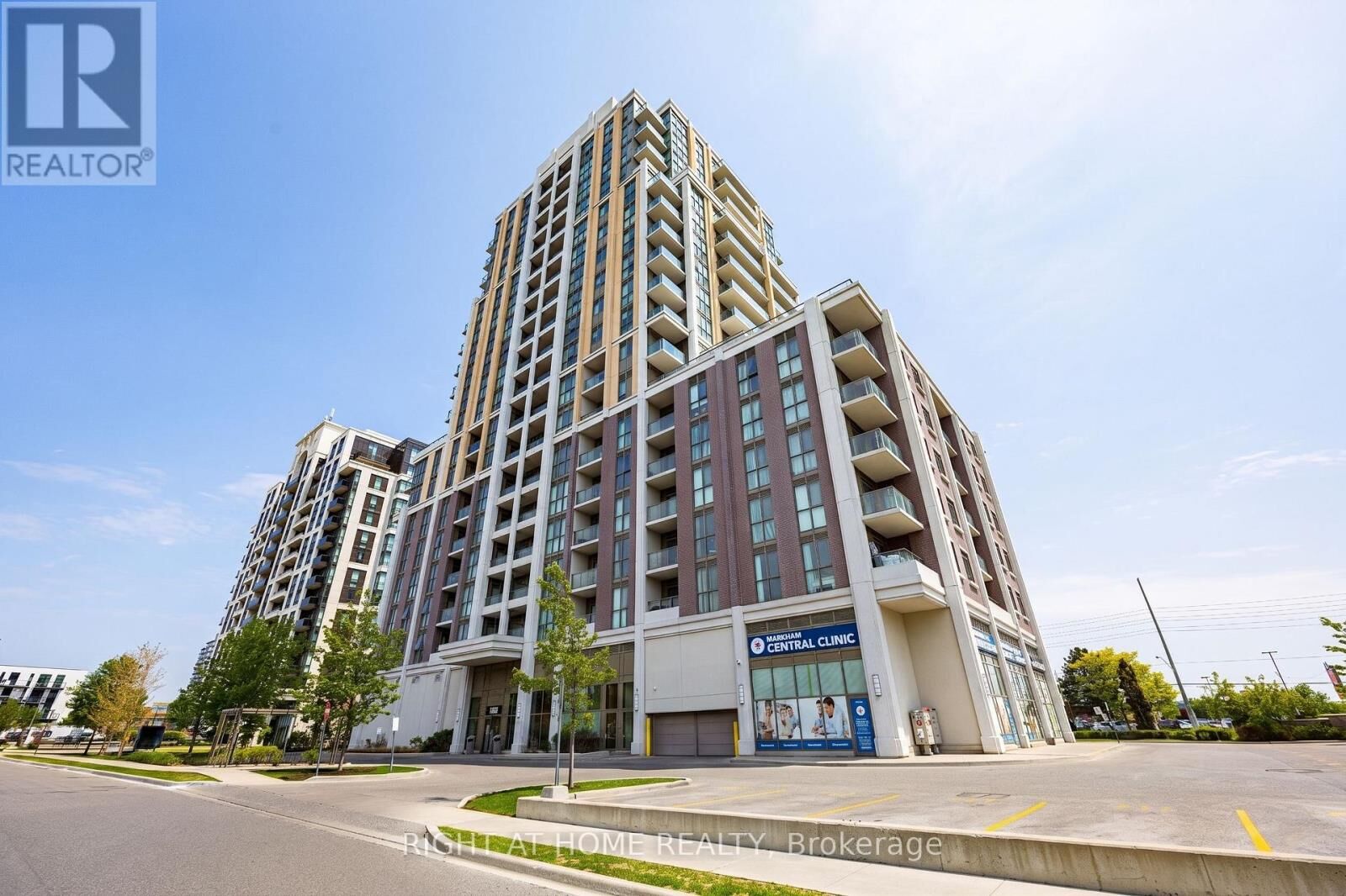 Property Photo:  9560 Markham Road Ph 5  ON L6E 0T9 